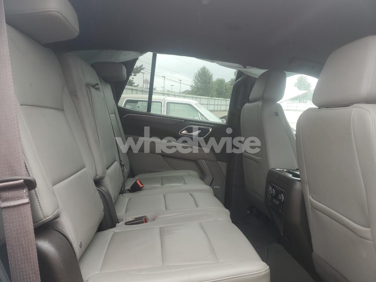 Photo 11 of 2022 CHEVROLET TAHOE K1500 Z71 (VIN 1GNSKPKD5NR252168)