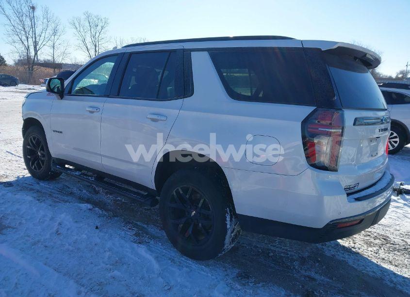 Photo 3 of 2022 Chevrolet Tahoe 4WD Z71 (VIN 1GNSKPKD6NR146098)
