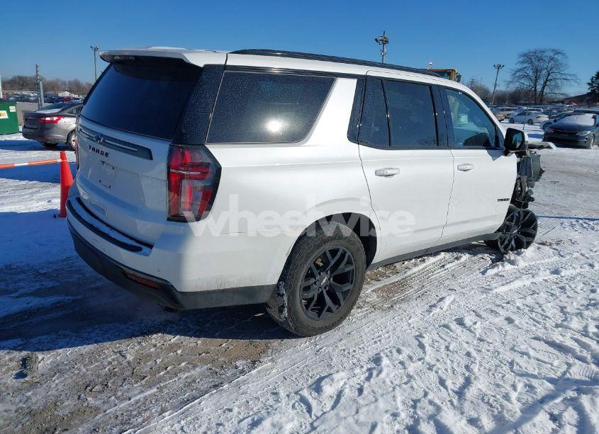 Photo 4 of 2022 Chevrolet Tahoe 4WD Z71 (VIN 1GNSKPKD6NR146098)
