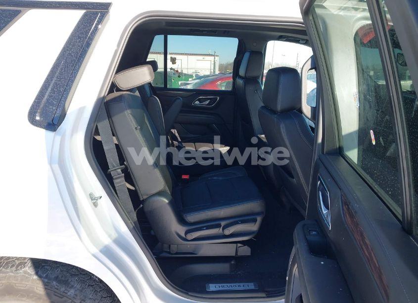 Photo 8 of 2022 Chevrolet Tahoe 4WD Z71 (VIN 1GNSKPKD6NR146098)