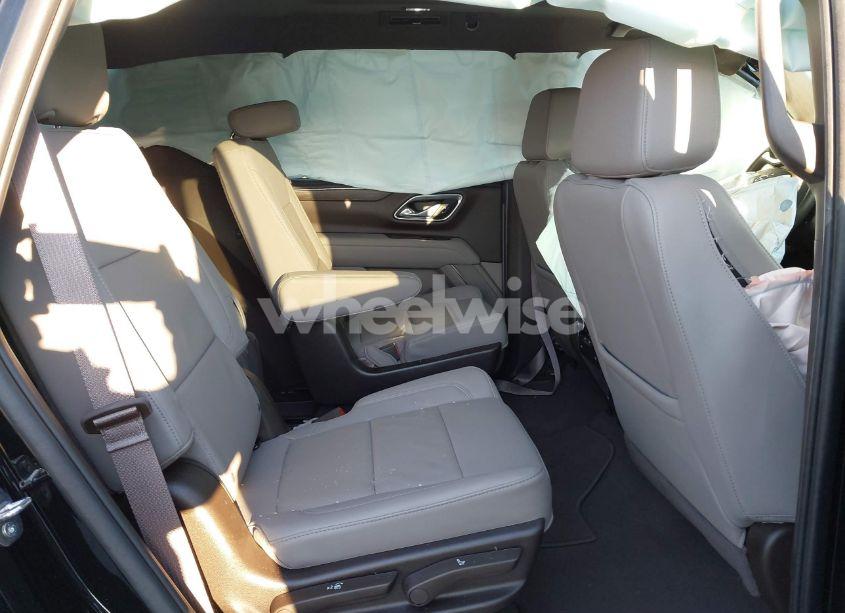 Photo 8 of 2024 Chevrolet Tahoe 4WD Z71 (VIN 1GNSKPKD6RR323514)