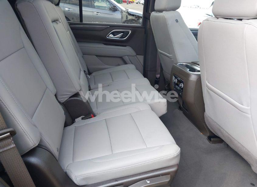 Photo 8 of 2024 Chevrolet Tahoe 4WD Z71 (VIN 1GNSKPKD6RR405548)