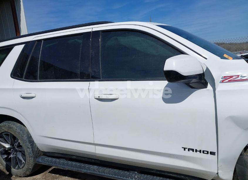 Photo 14 of 2021 Chevrolet Tahoe 4WD Z71 (VIN 1GNSKPKD7MR117286)