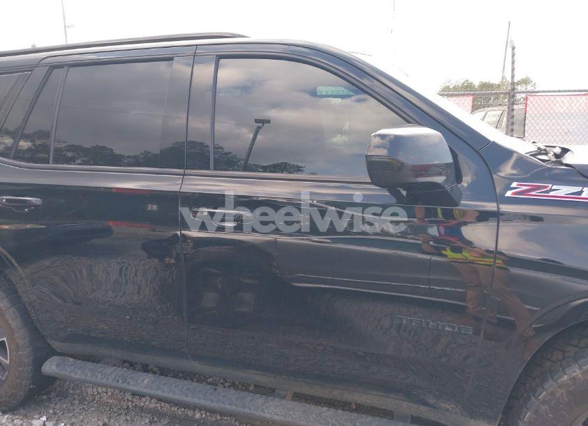 Photo 13 of 2021 Chevrolet Tahoe 4WD Z71 (VIN 1GNSKPKD8MR122190)