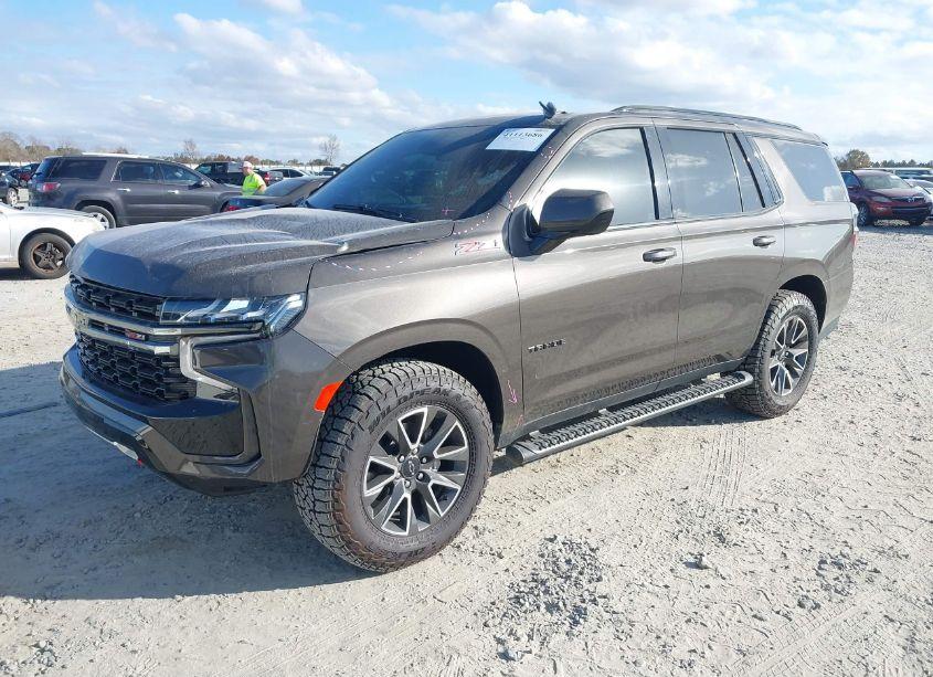Photo 2 of 2021 Chevrolet Tahoe 4WD Z71 (VIN 1GNSKPKD8MR466540)