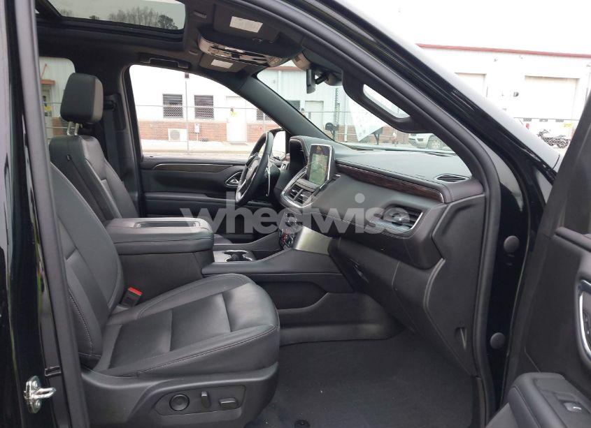 Photo 5 of 2023 Chevrolet Tahoe 4WD Z71 (VIN 1GNSKPKD8PR212704)
