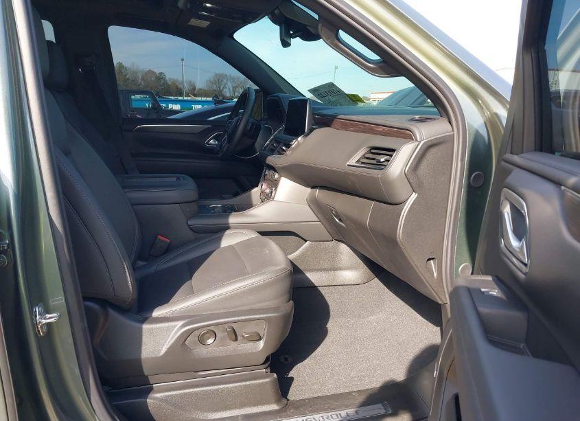 Photo 5 of 2024 Chevrolet Tahoe 4WD Z71 (VIN 1GNSKPKD9RR208308)