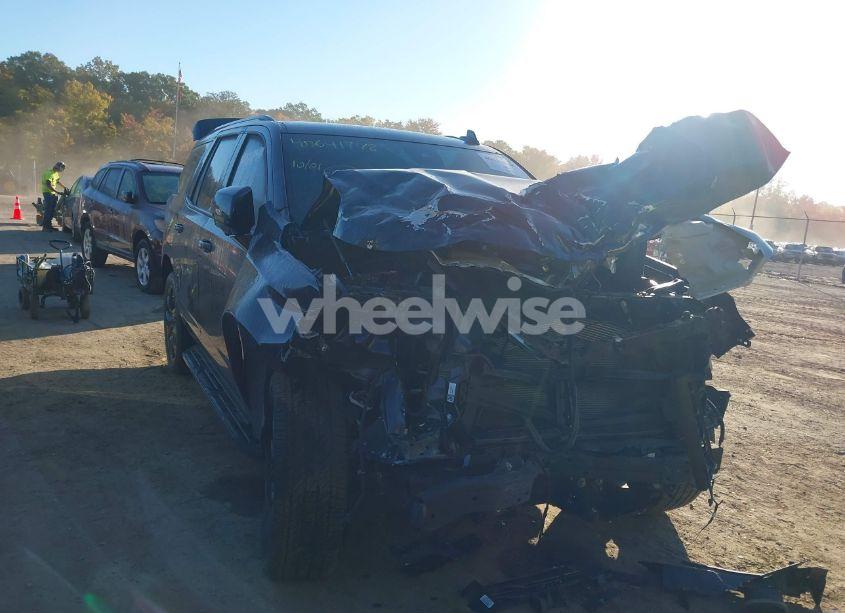 2023 Chevrolet Tahoe 4WD RST (VIN 1GNSKRKD0PR331245) main photo