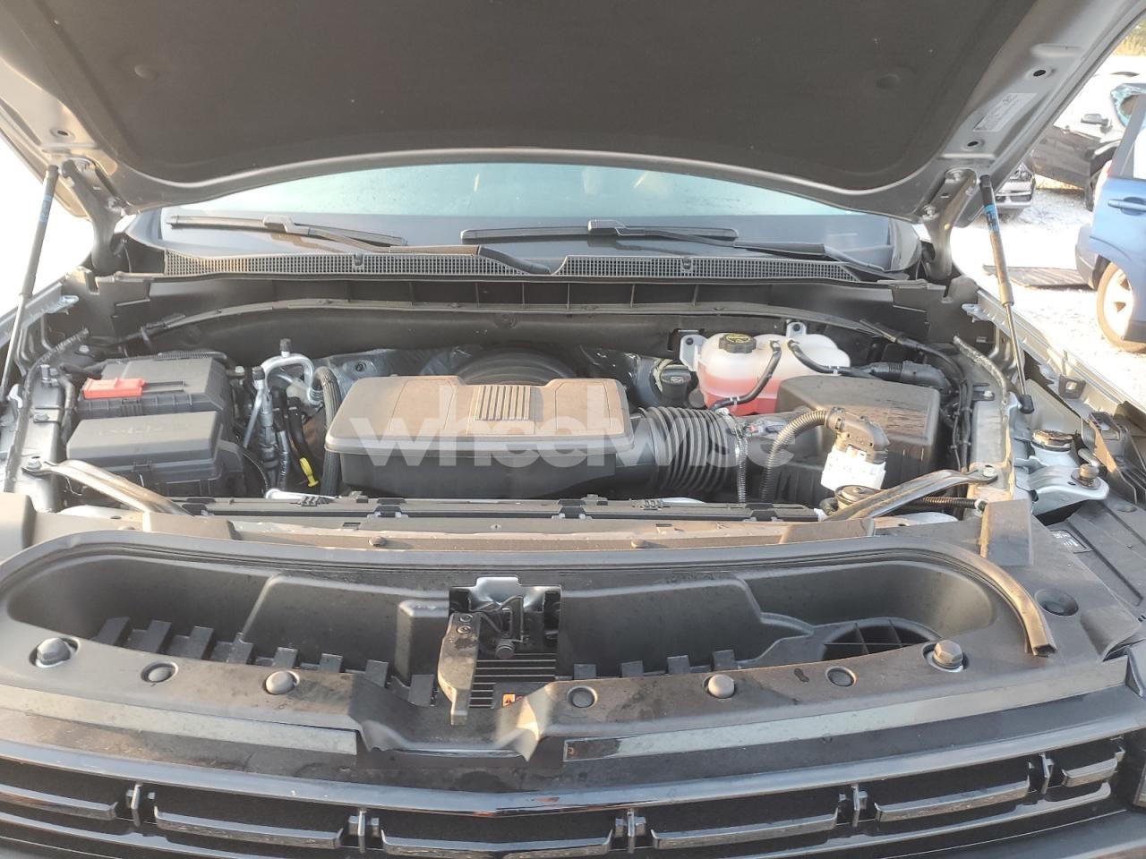 Photo 12 of 2024 CHEVROLET TAHOE K1500 RST (VIN 1GNSKRKD1RR385379)