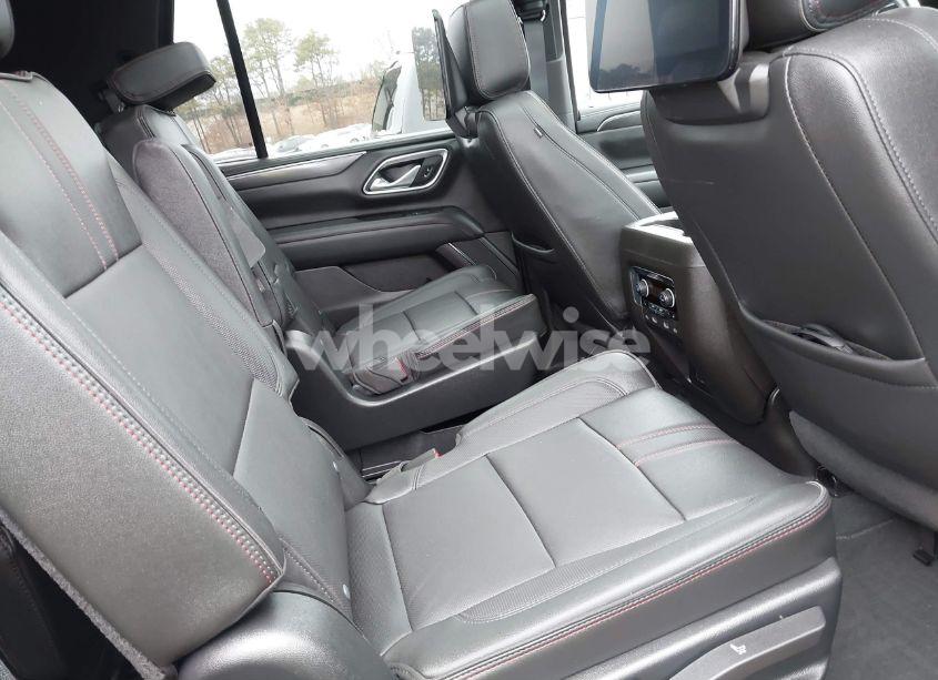 Photo 8 of 2021 Chevrolet Tahoe RST (VIN 1GNSKRKD8MR336351)