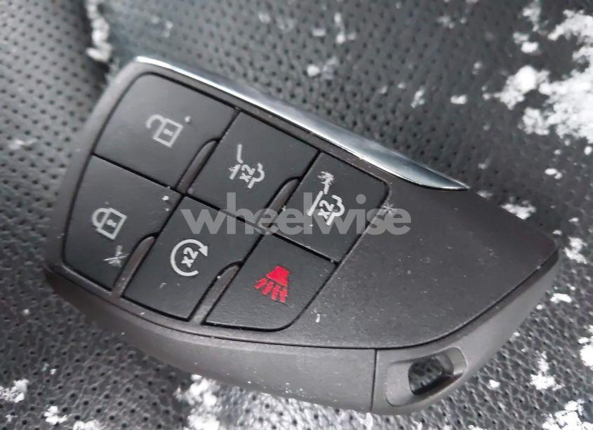 Photo 11 of 2021 Chevrolet Tahoe 4WD PREMIER (VIN 1GNSKSKD0MR167840)