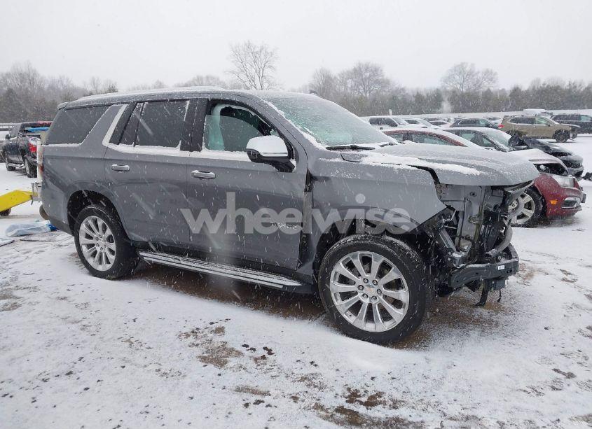 Photo 13 of 2021 Chevrolet Tahoe 4WD PREMIER (VIN 1GNSKSKD0MR167840)