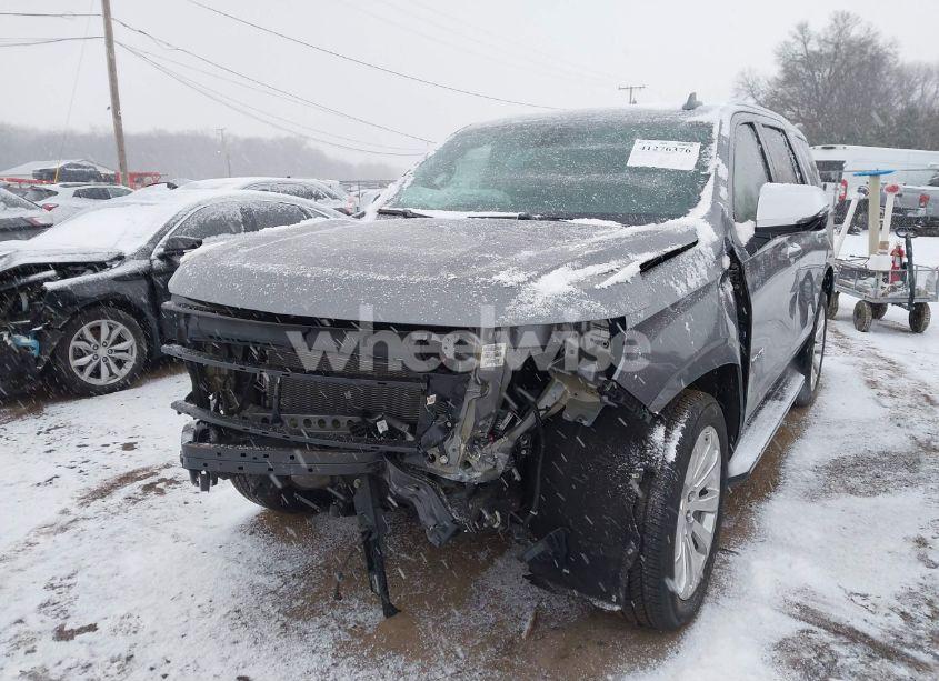 Photo 2 of 2021 Chevrolet Tahoe 4WD PREMIER (VIN 1GNSKSKD0MR167840)