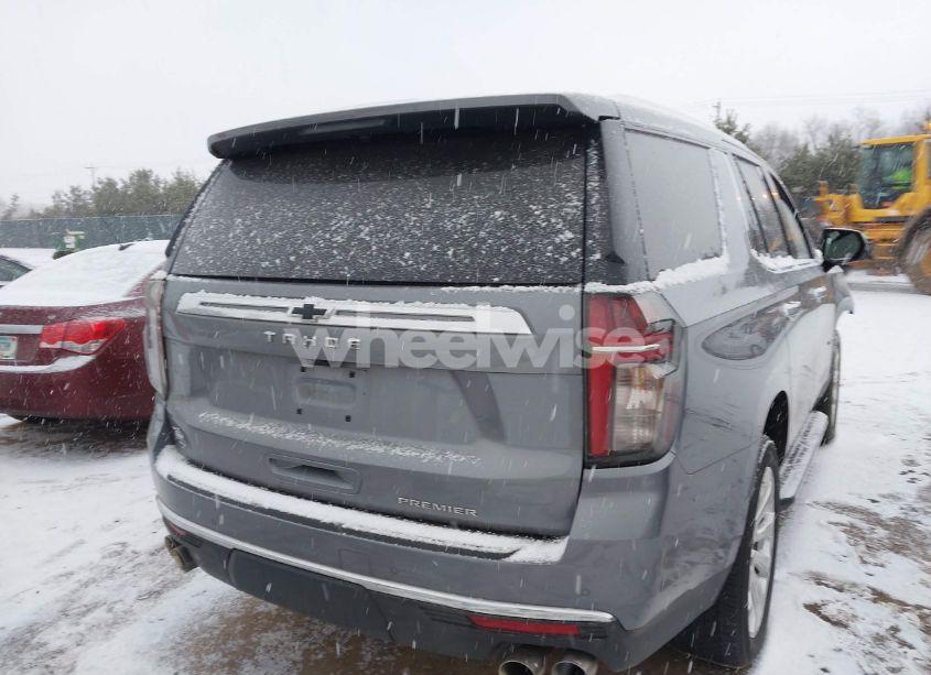 Photo 4 of 2021 Chevrolet Tahoe 4WD PREMIER (VIN 1GNSKSKD0MR167840)