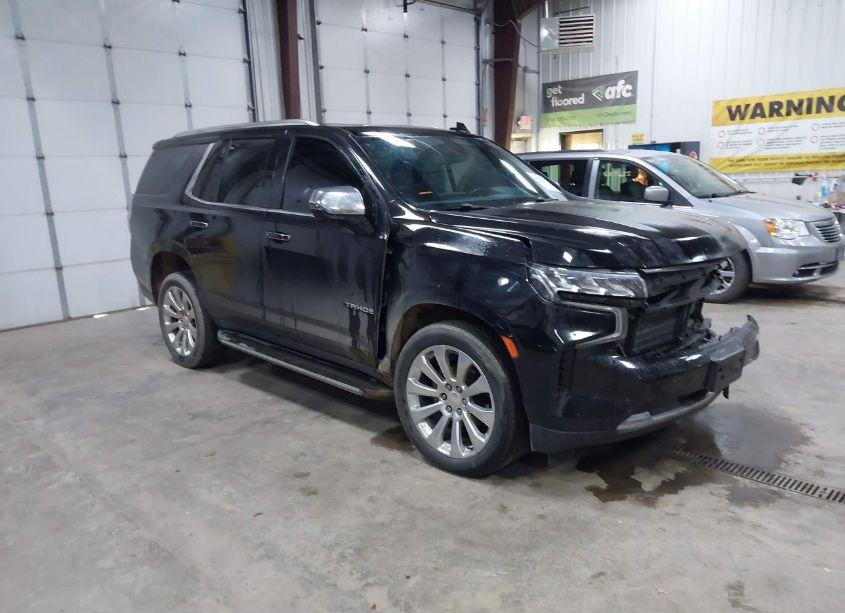 2022 Chevrolet Tahoe 4WD PREMIER (VIN 1GNSKSKD0NR325336) main photo