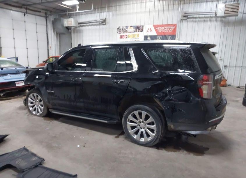 Photo 15 of 2022 Chevrolet Tahoe 4WD PREMIER (VIN 1GNSKSKD0NR325336)