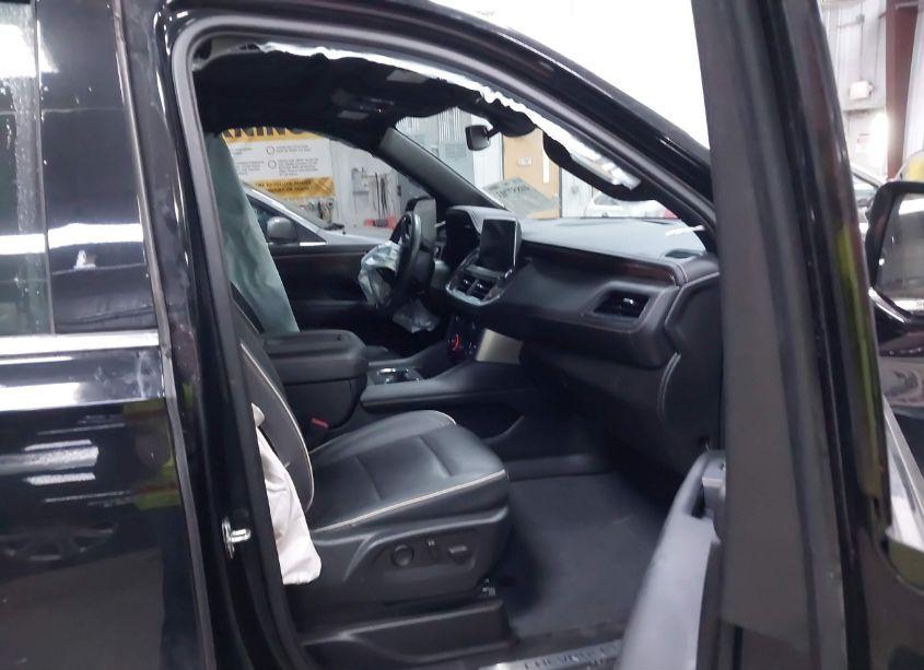 Photo 5 of 2022 Chevrolet Tahoe 4WD PREMIER (VIN 1GNSKSKD0NR325336)