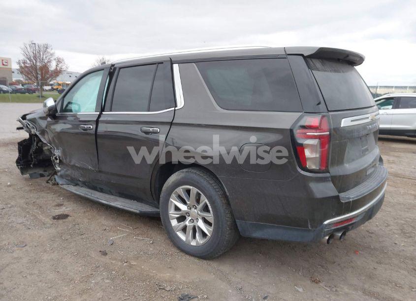 Photo 3 of 2021 Chevrolet Tahoe 4WD PREMIER (VIN 1GNSKSKD1MR311394)