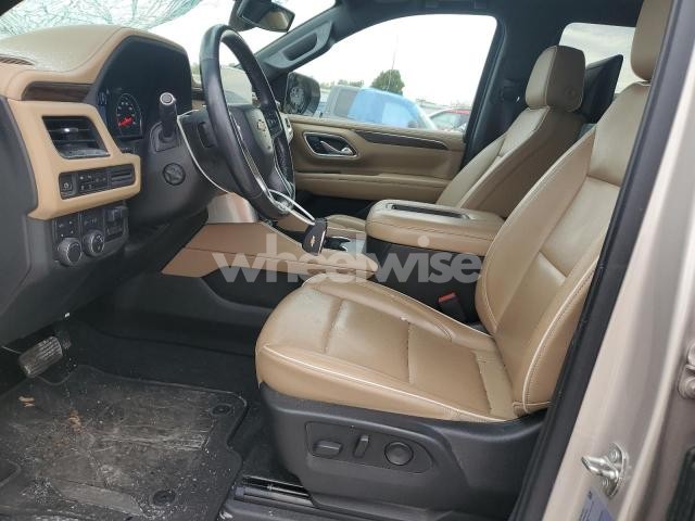 Photo 9 of 2021 CHEVROLET TAHOE K1500 PREMIER (VIN 1GNSKSKD2MR190617)