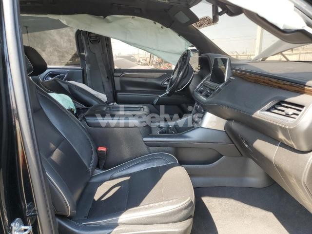 Photo 8 of 2021 CHEVROLET TAHOE K1500 PREMIER (VIN 1GNSKSKD3MR226699)