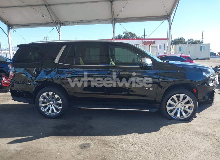 Photo 13 of 2021 Chevrolet Tahoe 4WD PREMIER (VIN 1GNSKSKD4MR428242)