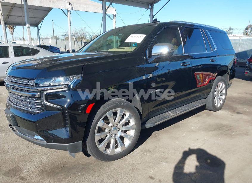 Photo 2 of 2021 Chevrolet Tahoe 4WD PREMIER (VIN 1GNSKSKD4MR428242)