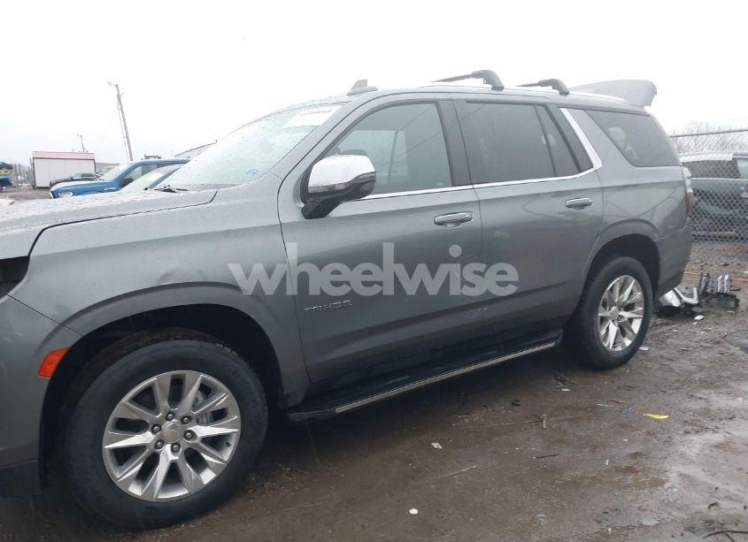 Photo 15 of 2021 Chevrolet Tahoe 4WD PREMIER (VIN 1GNSKSKD6MR256831)