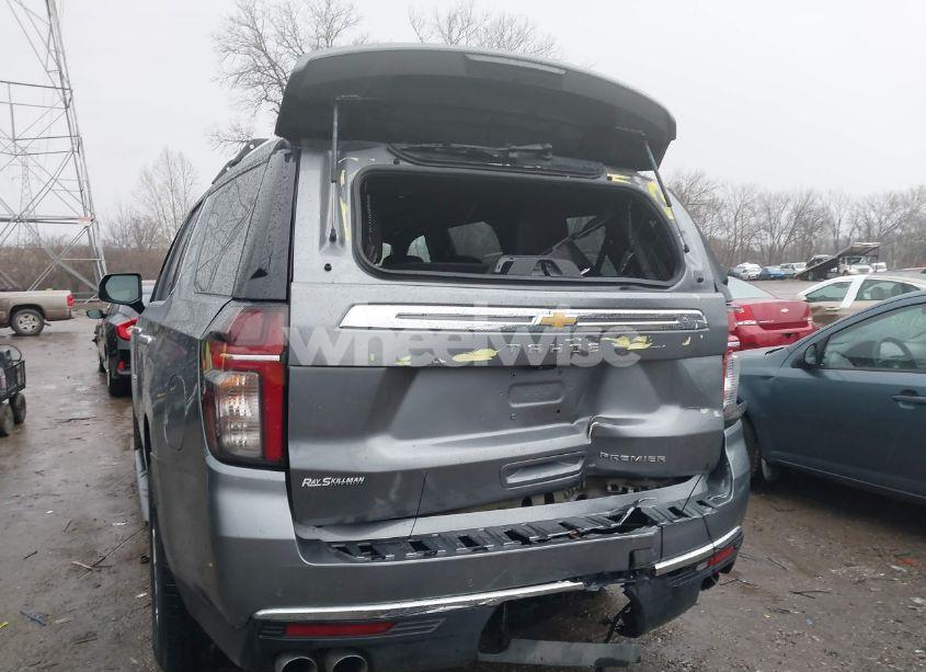 Photo 6 of 2021 Chevrolet Tahoe 4WD PREMIER (VIN 1GNSKSKD6MR256831)