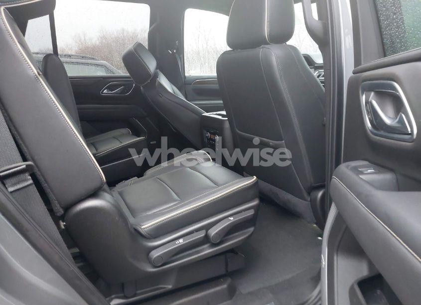 Photo 8 of 2021 Chevrolet Tahoe 4WD PREMIER (VIN 1GNSKSKD6MR256831)