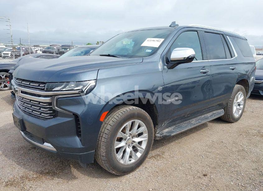 Photo 2 of 2021 Chevrolet Tahoe 4WD PREMIER (VIN 1GNSKSKD6MR294690)