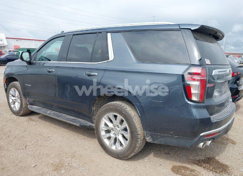 Photo 3 of 2021 Chevrolet Tahoe 4WD PREMIER (VIN 1GNSKSKD6MR294690)