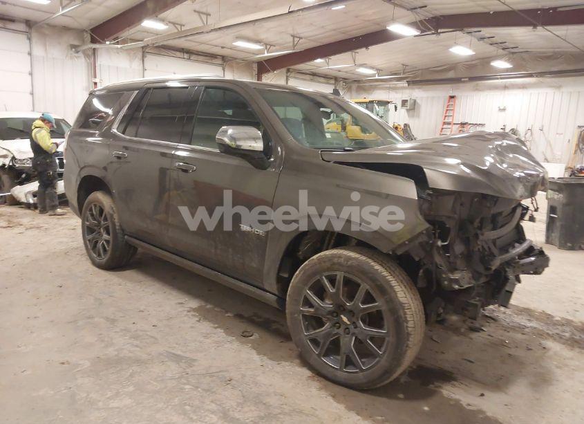 2021 Chevrolet Tahoe 4WD PREMIER (VIN 1GNSKSKD7MR230481) main photo