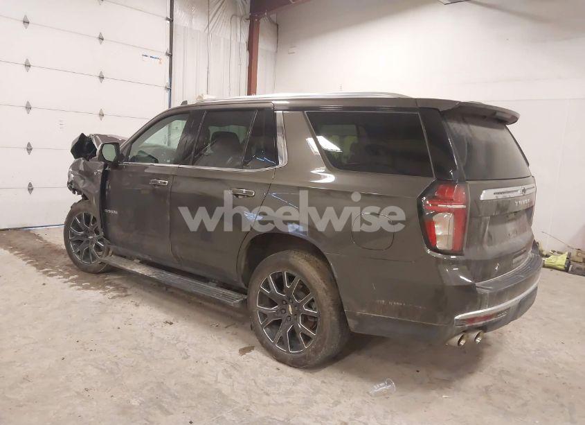 Photo 3 of 2021 Chevrolet Tahoe 4WD PREMIER (VIN 1GNSKSKD7MR230481)