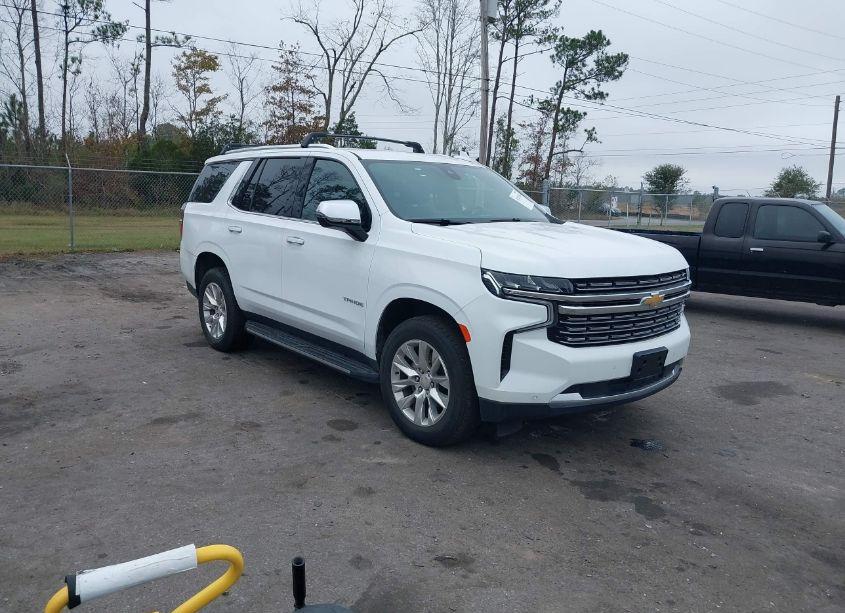 2021 Chevrolet Tahoe 4WD PREMIER (VIN 1GNSKSKD7MR244672) main photo