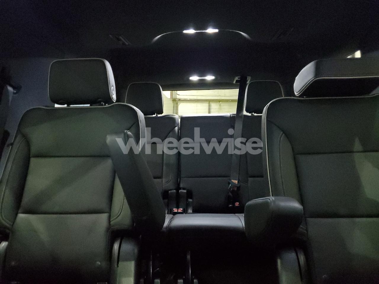 Photo 10 of 2023 CHEVROLET TAHOE K1500 PREMIER (VIN 1GNSKSKD7PR206850)