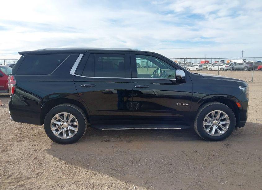 Photo 13 of 2021 Chevrolet Tahoe 4WD PREMIER (VIN 1GNSKSKD8MR107529)