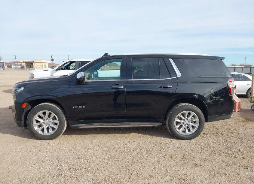 Photo 14 of 2021 Chevrolet Tahoe 4WD PREMIER (VIN 1GNSKSKD8MR107529)