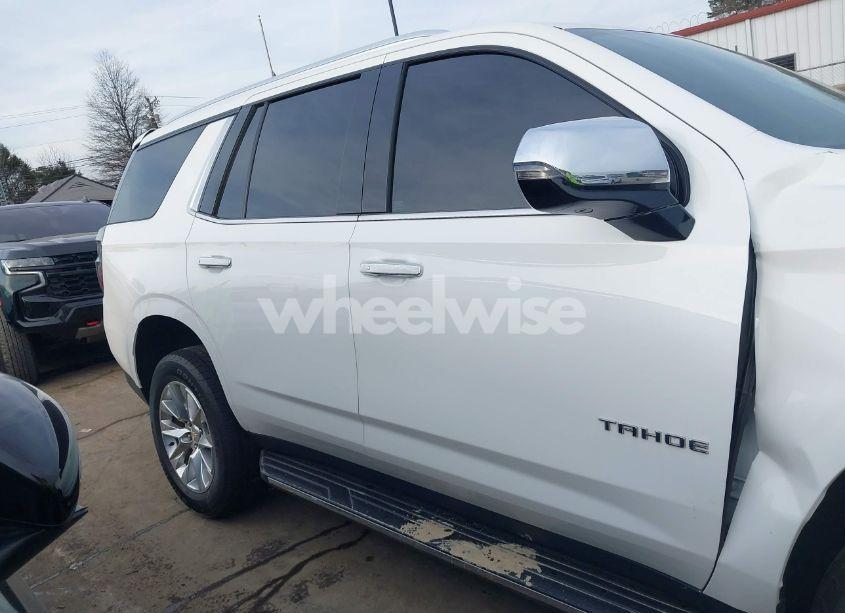 Photo 13 of 2023 Chevrolet Tahoe 4WD PREMIER (VIN 1GNSKSKDXPR226137)