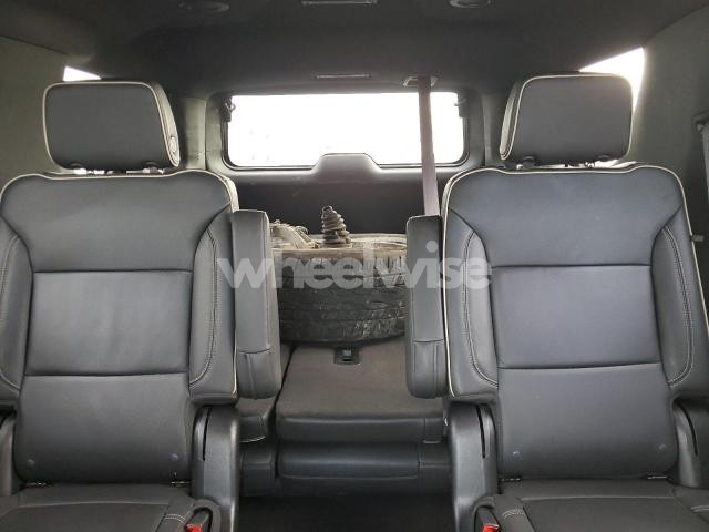 Photo 6 of 2024 CHEVROLET TAHOE K1500 PREMIER (VIN 1GNSKSKDXRR185088)
