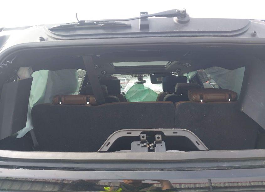 Photo 18 of 2021 Chevrolet Tahoe 4WD HIGH COUNTRY (VIN 1GNSKTKL9MR217082)