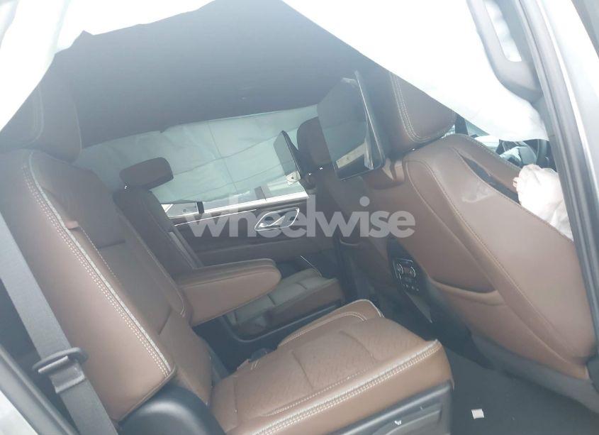 Photo 8 of 2024 Chevrolet Tahoe 4WD HIGH COUNTRY (VIN 1GNSKTKT2RR284369)