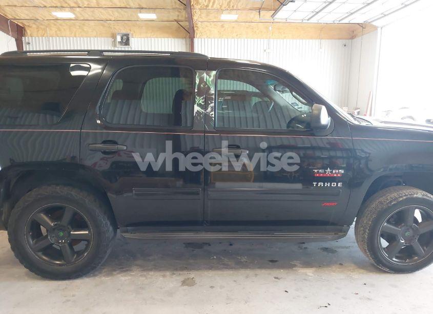 Photo 13 of 2010 Chevrolet Tahoe LS (VIN 1GNUCAE02AR277955)