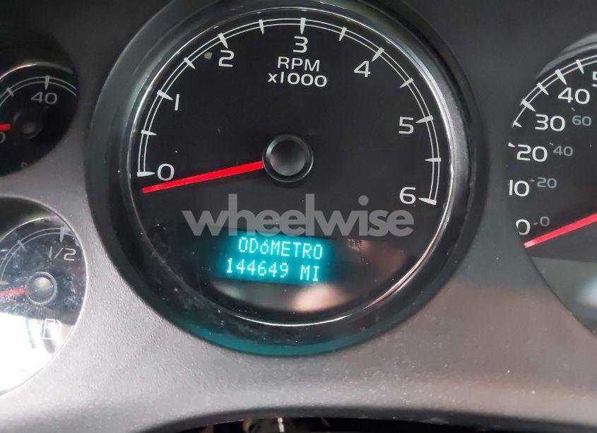 Photo 15 of 2010 Chevrolet Tahoe LS (VIN 1GNUCAE02AR277955)