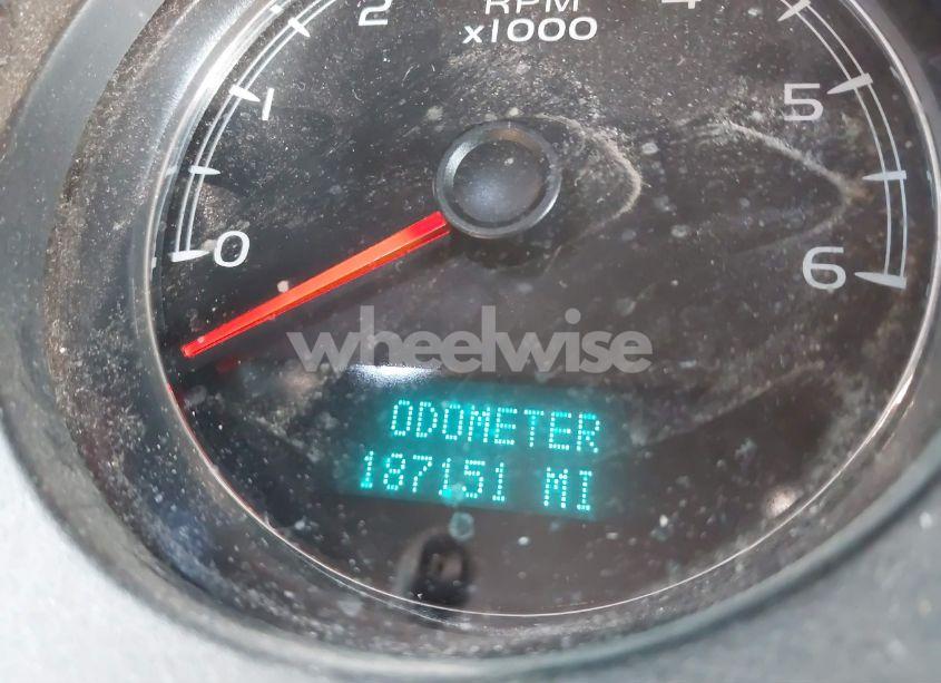 Photo 15 of 2010 Chevrolet Tahoe LS (VIN 1GNUCAE03AR179713)