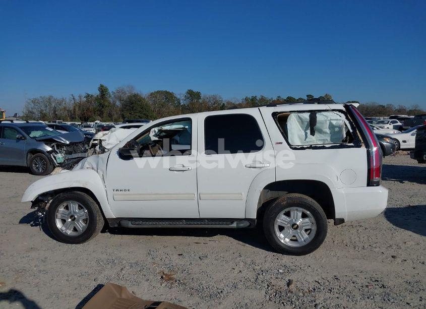 Photo 15 of 2010 Chevrolet Tahoe LT (VIN 1GNUCBE02AR283082)