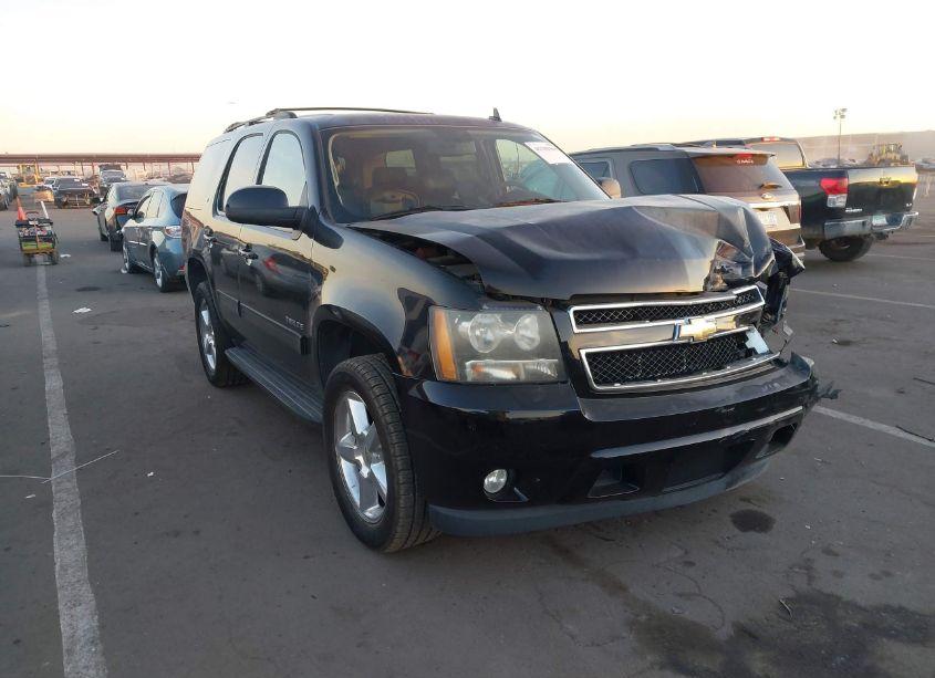 2010 Chevrolet Tahoe LT (VIN 1GNUCBE02AR285348) main photo