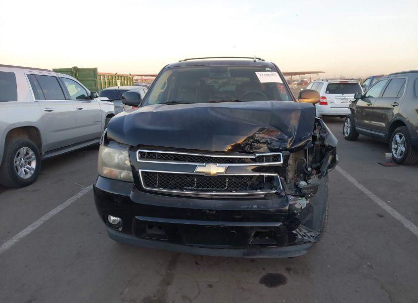 Photo 12 of 2010 Chevrolet Tahoe LT (VIN 1GNUCBE02AR285348)
