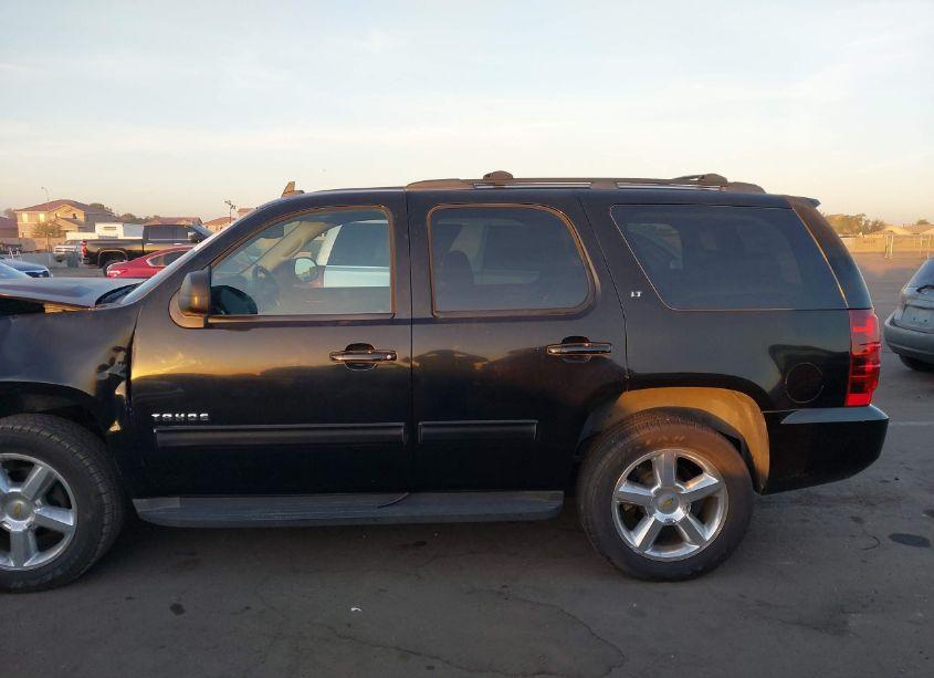 Photo 14 of 2010 Chevrolet Tahoe LT (VIN 1GNUCBE02AR285348)
