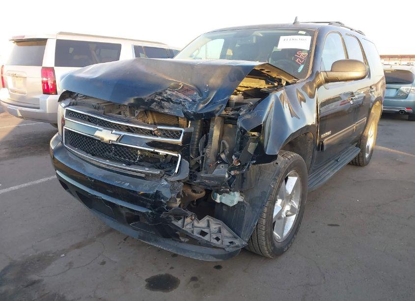 Photo 6 of 2010 Chevrolet Tahoe LT (VIN 1GNUCBE02AR285348)