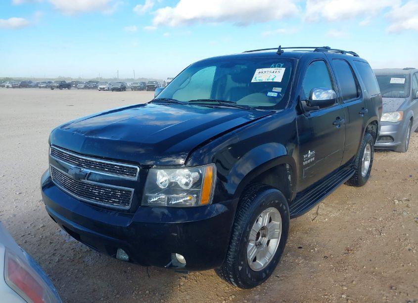 Photo 12 of 2010 Chevrolet Tahoe LT (VIN 1GNUCBE03AR290154)